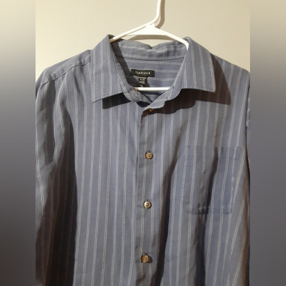Van Heusen Men's Button Down Shirt Long Sleeve Blue Stripe Size XXL TTG 18-18.5 - Picture 2 of 6